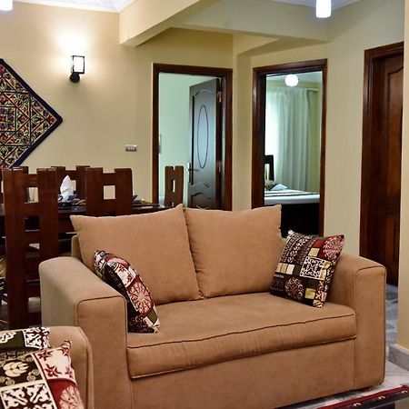 Two-Bedroom Apartment At Mohamed Farid Street Cairo Exterior photo