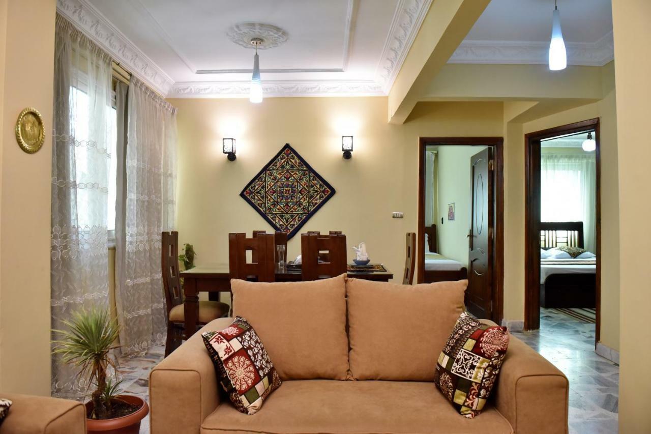 Two-Bedroom Apartment At Mohamed Farid Street Cairo Exterior photo
